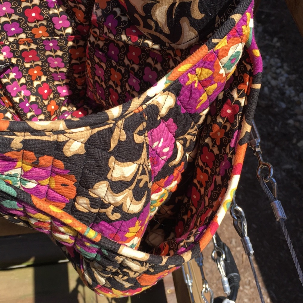 Adorable Vera Bradley Bag - Picture 3 of 3